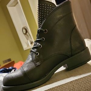 Maurices' Black Boot, Brand New